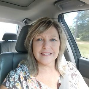 Meet your Posher, Renee